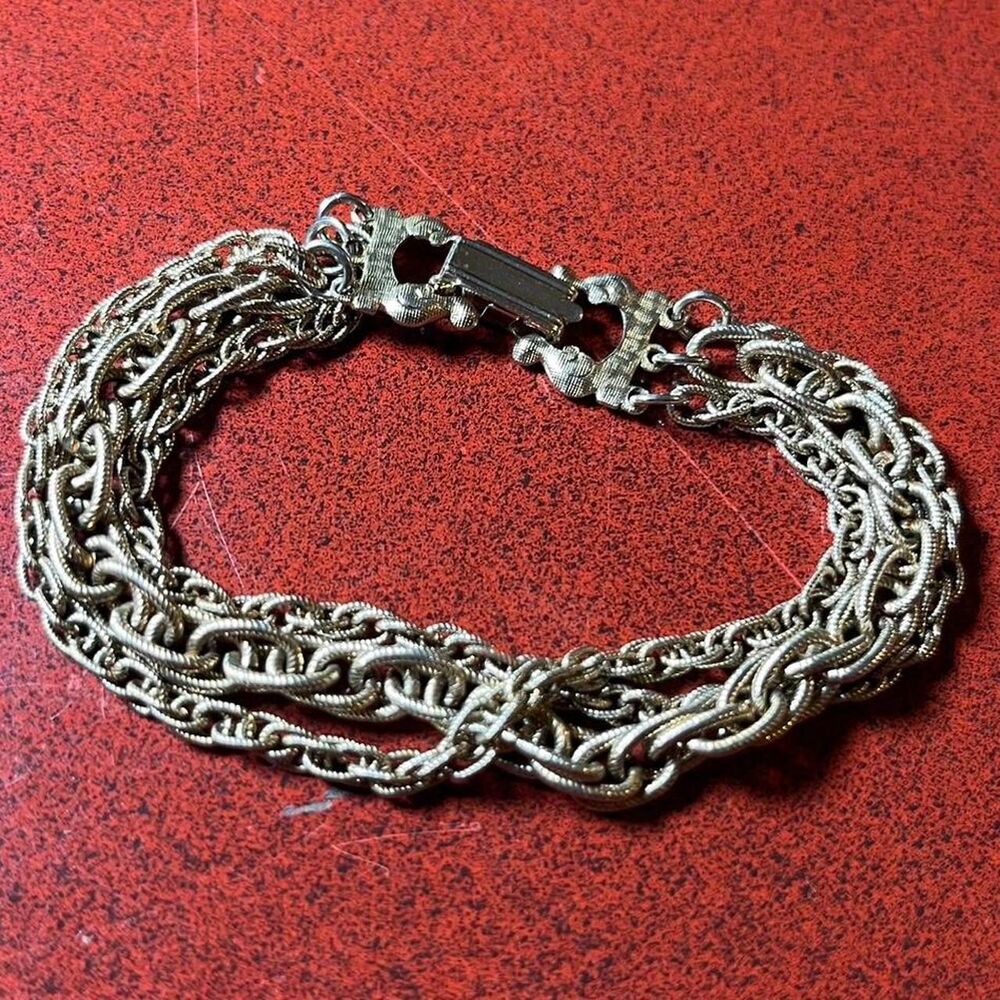 Unbranded Women's Silver and Gold Jewellery